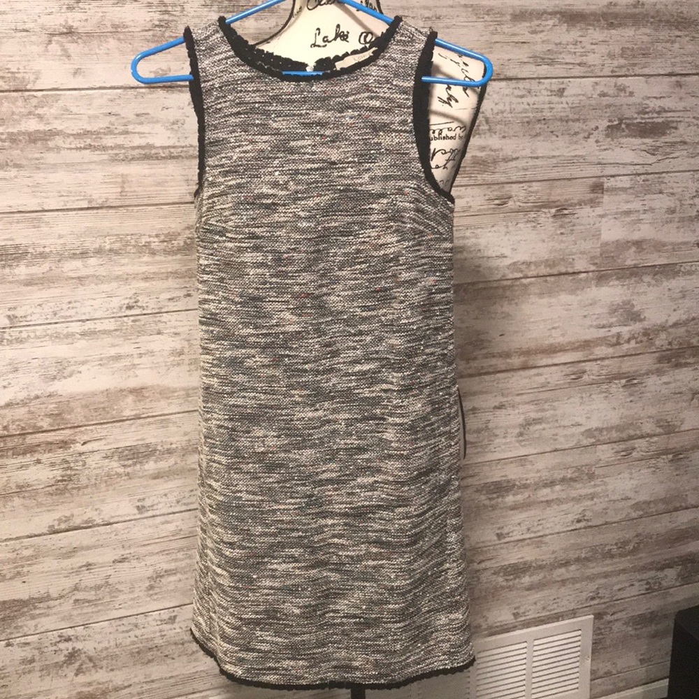 Cute shift dress with pockets